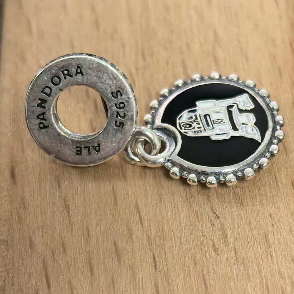 Pandora Disney Parks  2023 Exclusive Star Wars Droid Charm, S925 Silver Bracelet - Picture 3 of 4